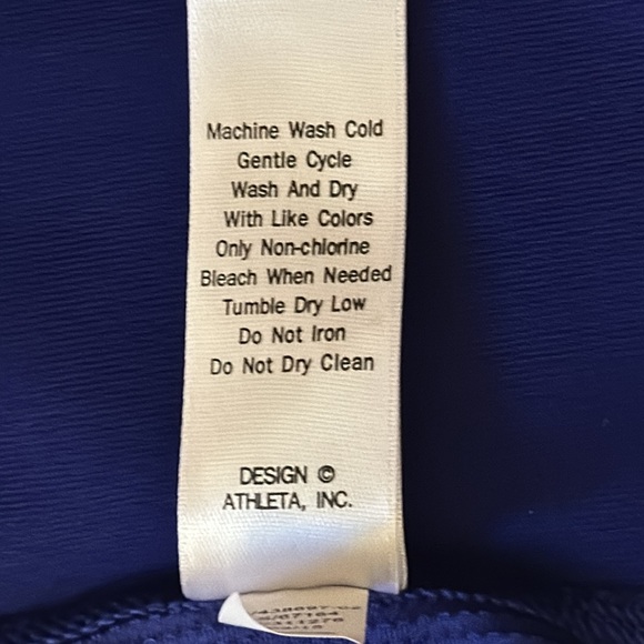 Beautiful Athleta criss cross strap tank top with built in bra royal blu… - Picture 10 of 10